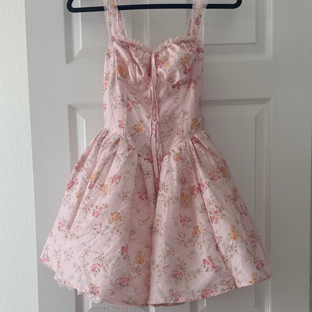 Full skirt floral milkmaid dress